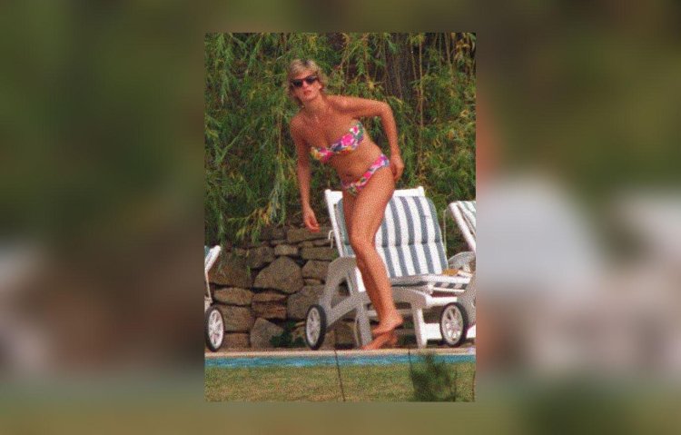 Лариса долина в купальнике