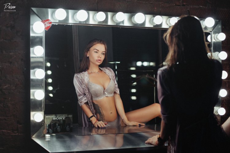 Эля из Ивановы Ивановы в Нижнем белье и а стрингах