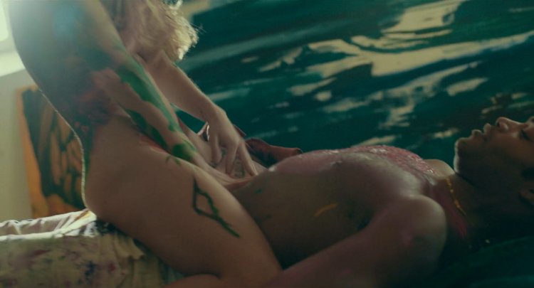 Фото Лаура эротическая