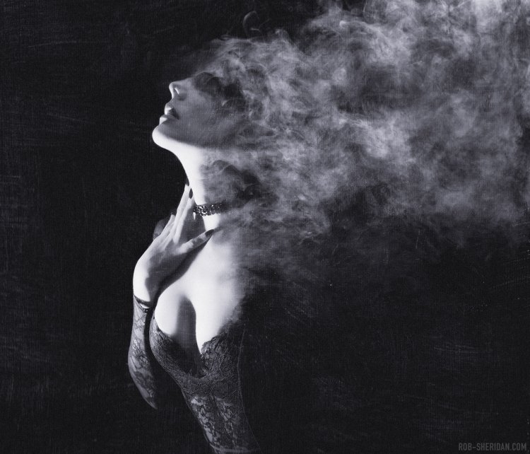 Сара Хоученс 18