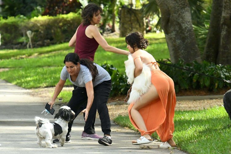 Camila_Rich's Live Video