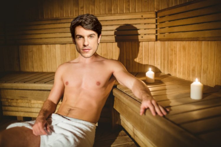 Влюбленные в бане