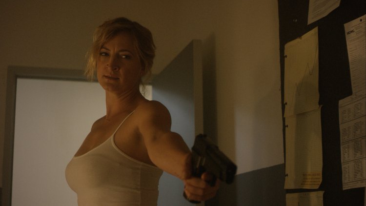 Зои Белл против Рэйчел Николс