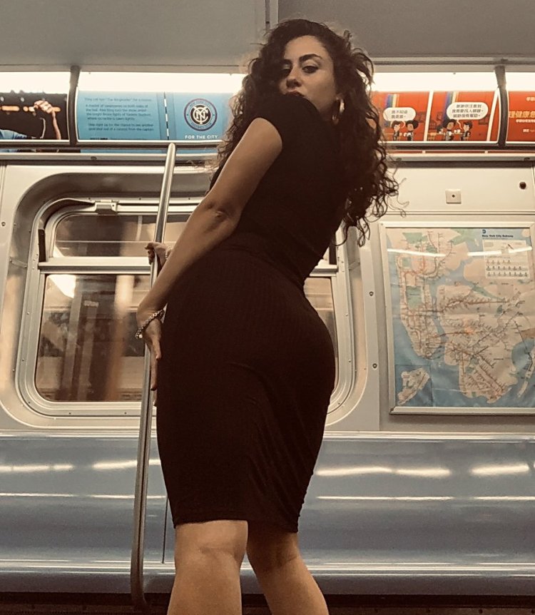 No Pants Subway Ride Москва