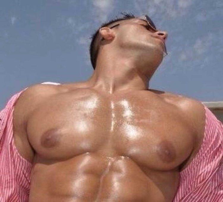 Аманда Лой культуристка голая