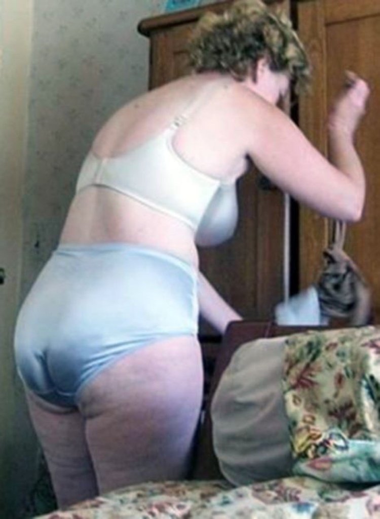 Белье для пожилых женщин