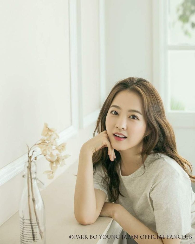 Lee Ji Ah для elle