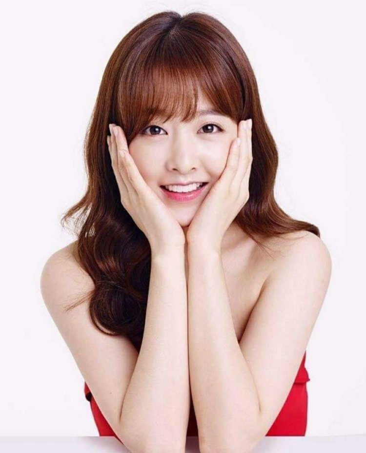 Биография пак бо Ен 2021