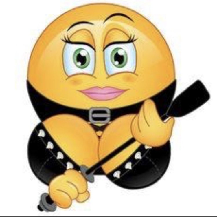 Смайлик с плеткой