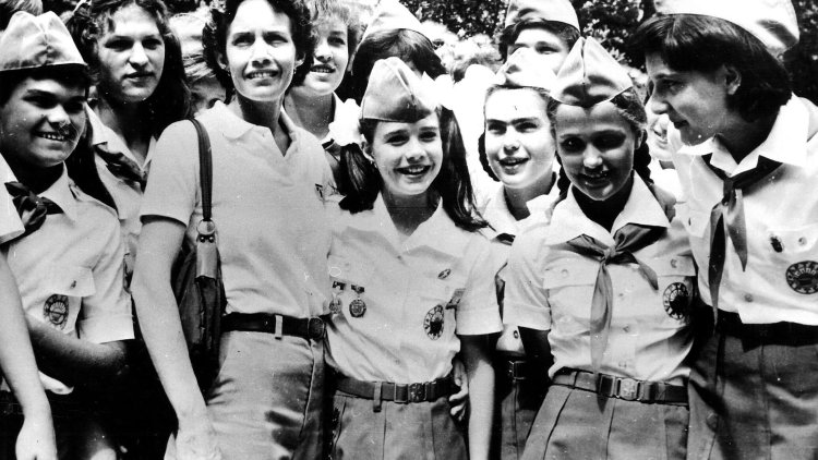 Саманта Смит Бесконечное лето арт