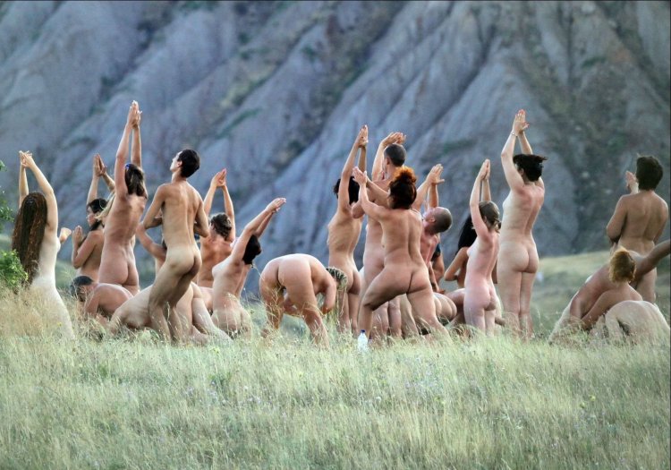 Натуризм семейный фильм