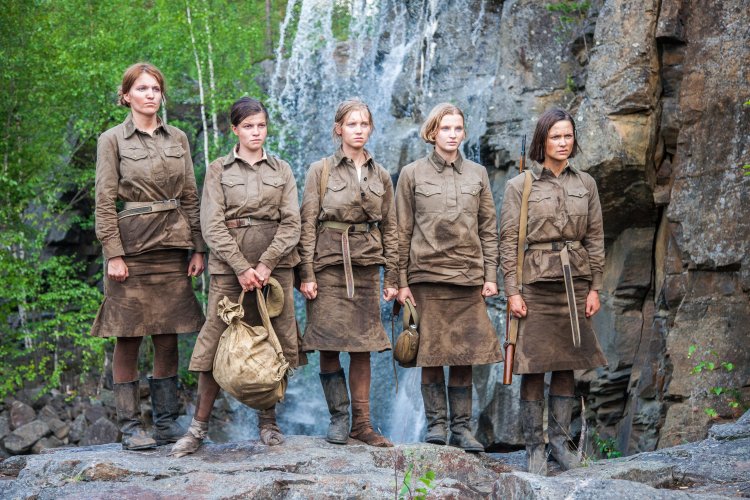 А зори здесь тихие 2015