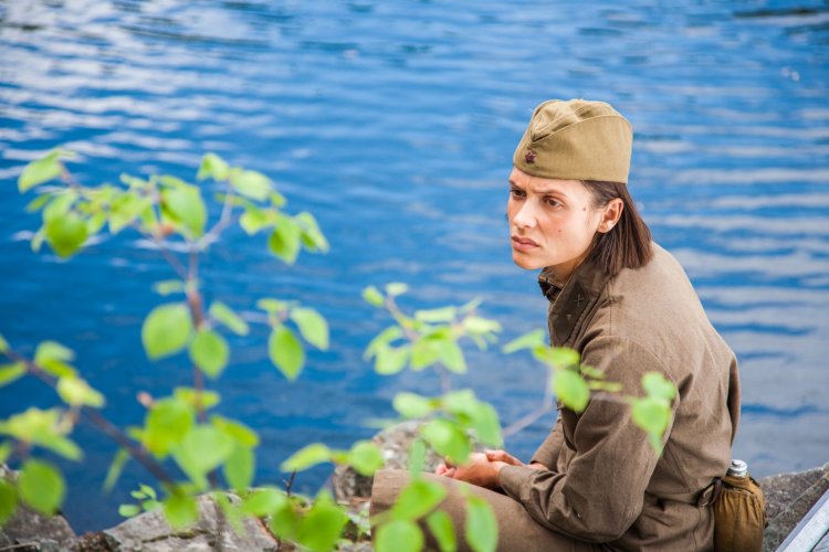 А зори здесь тихие 2015 Анастасия Микульчина