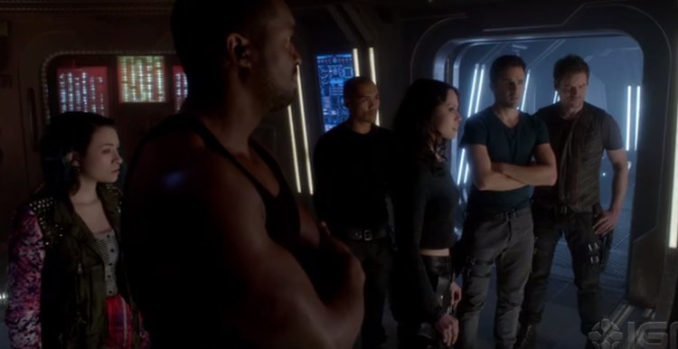 Мелисса о Нил в белье