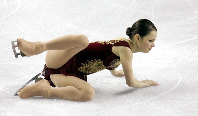 Каролина Костнер фигуристка