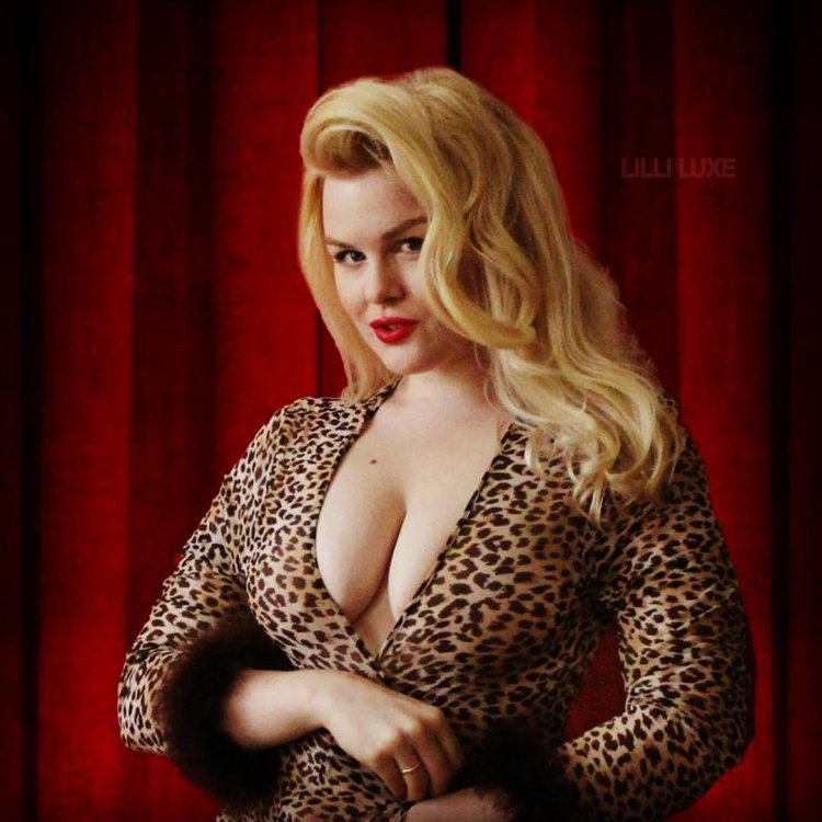 Лилли Люкс Максим