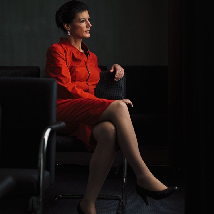 Сара Вагенкнехт ноги