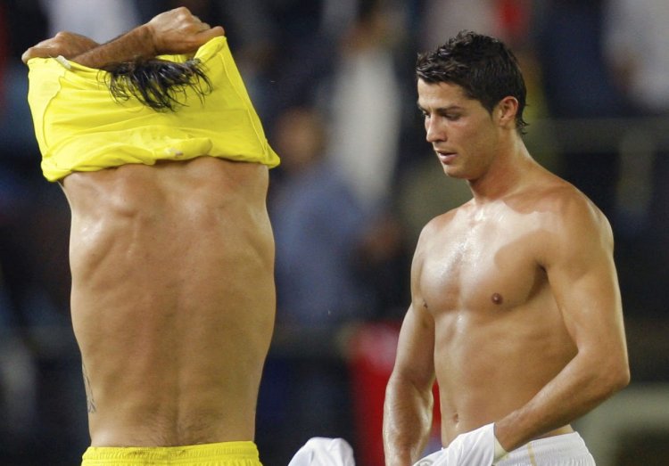 Криштиану роналду торс