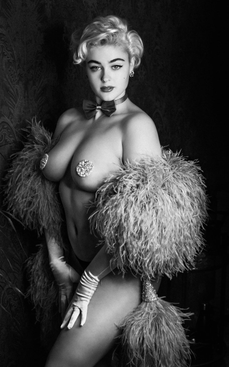 Стефания Феррарио Патреон