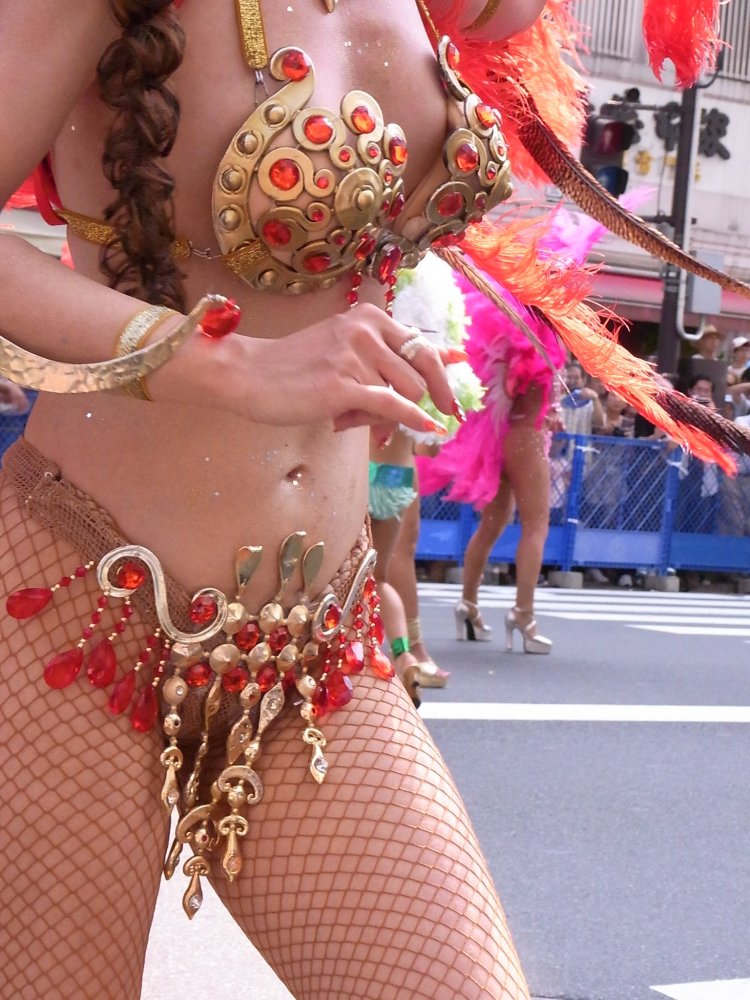 Катя карнавал