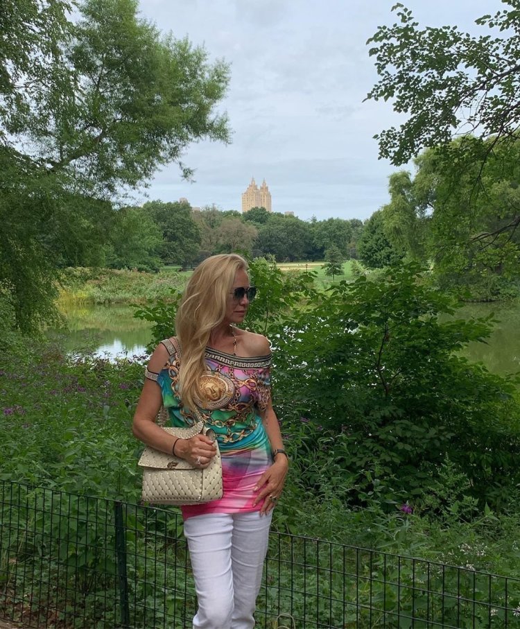 Грищук Оксана Анатольевна 14 апреля 1977