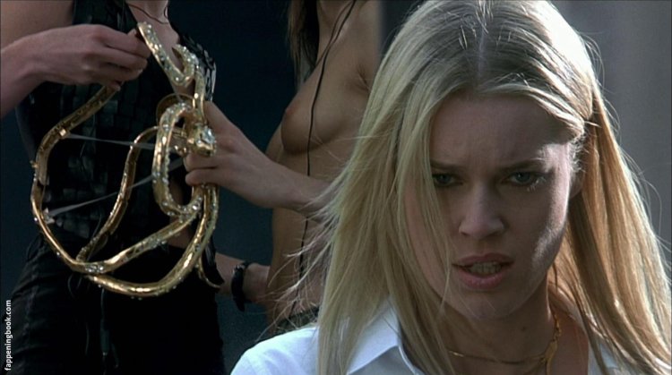 Роковая женщина 2002