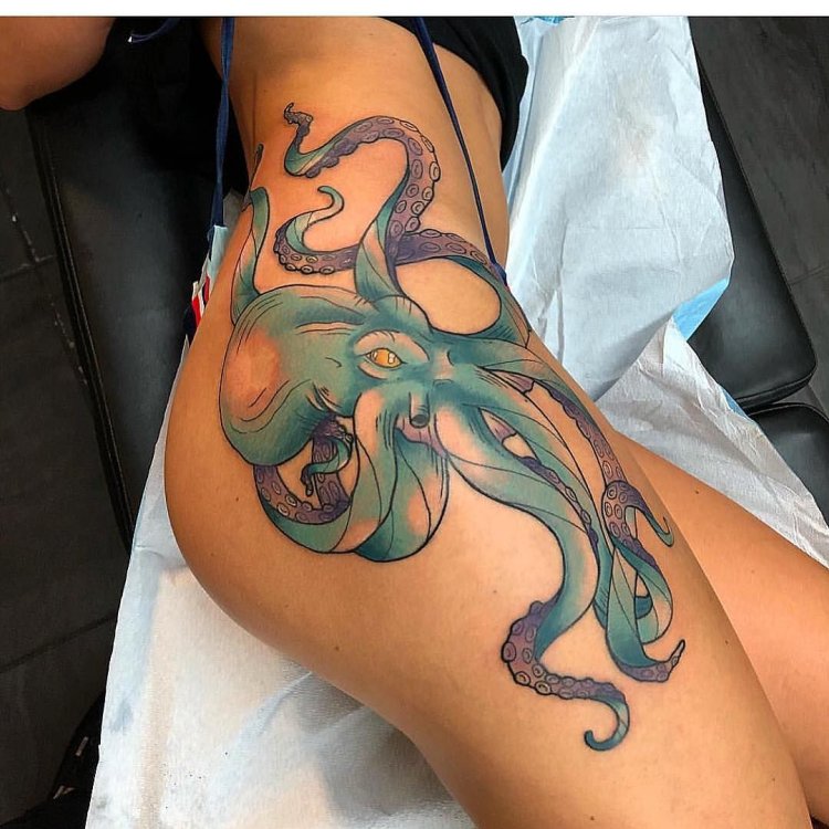 Тату осьминог