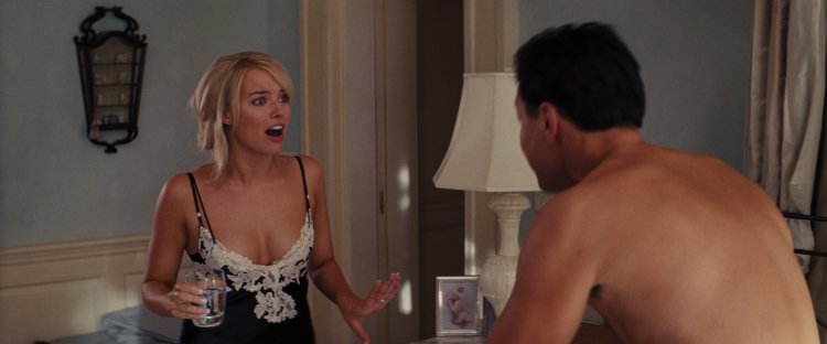 Марго робби в волк с уолл стрит