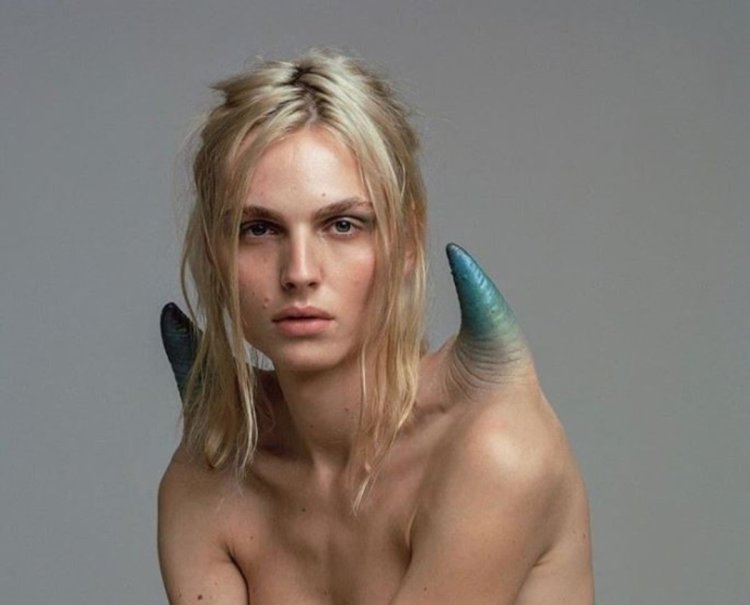 Модель которая была мужчиной