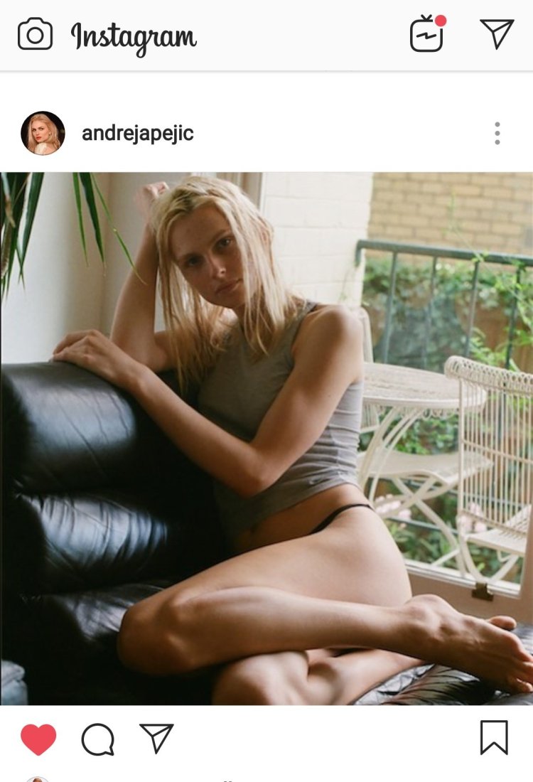 Андреа Пежич фут