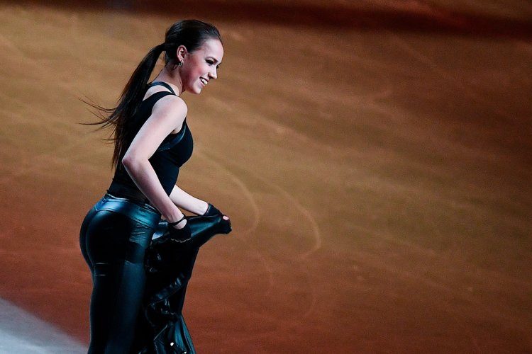 Мария Сотскова фигуристка попа