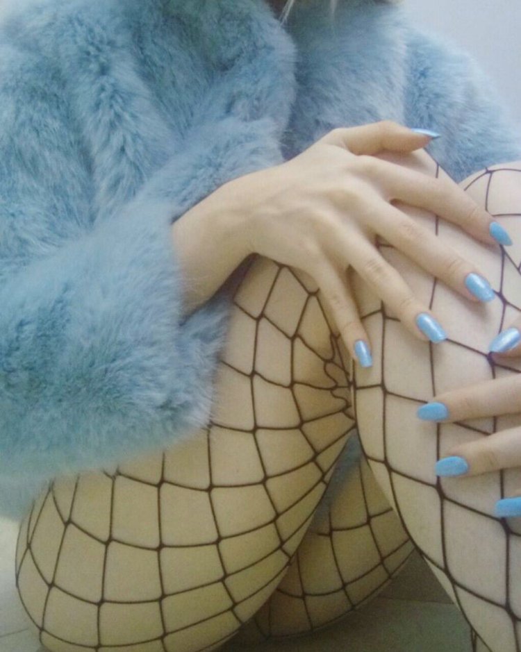 Голубая Эстетика нежная девушка