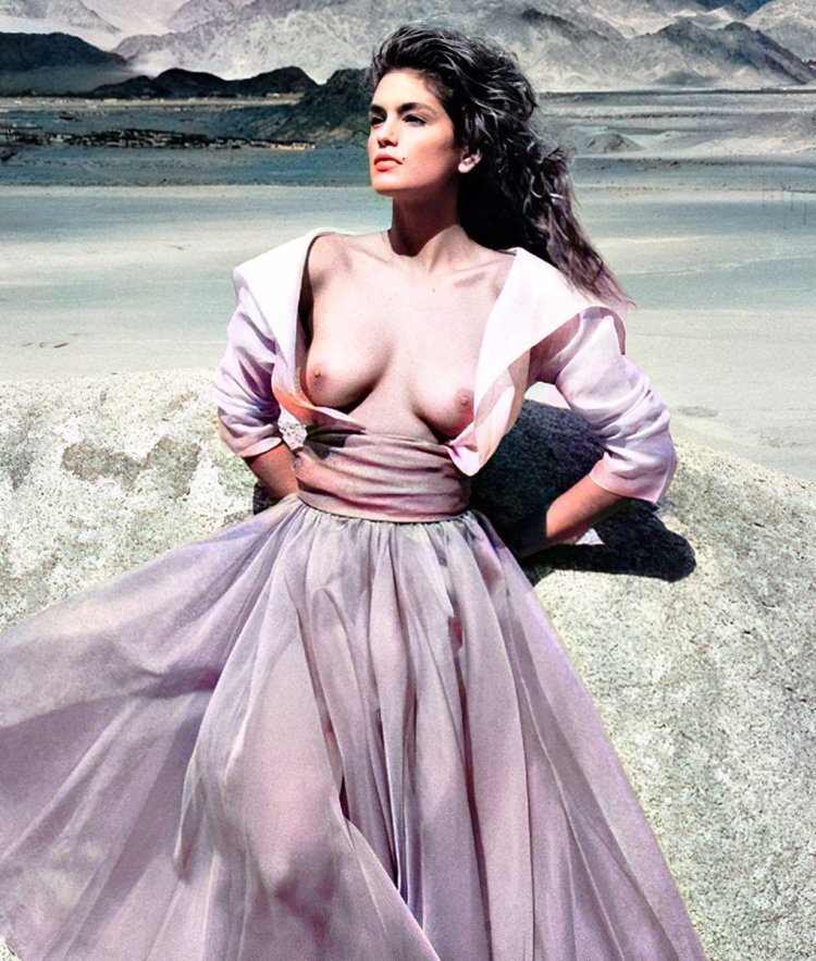 Синди Кроуфорд топлес