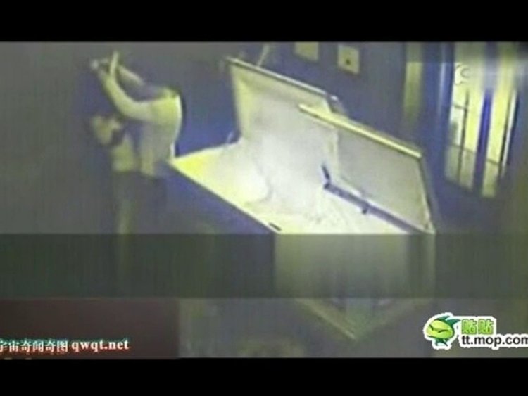 Мертвые женщины вскрытие