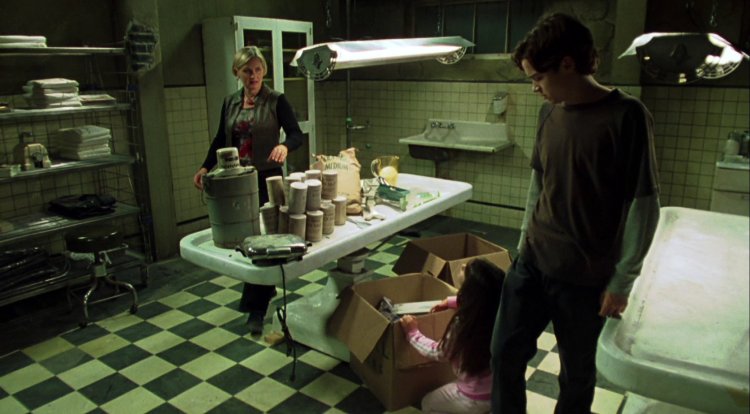 Морг / mortuary (2005