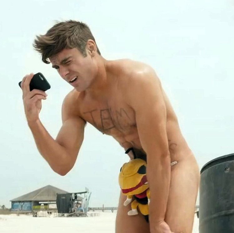 Голый Зак Эфрон в трусах