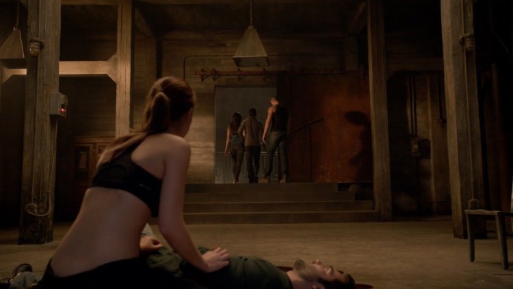 Сериал оборотень голые