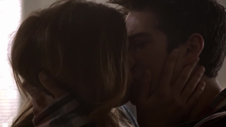 Волчонок стайлз и малия