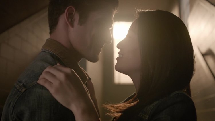 Сериал Волчонок Пэрриш