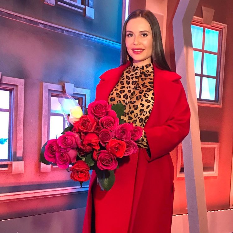 Илана Юрьева ножки Уральские пельмени