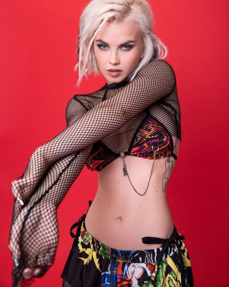 Малышева Анастасия @Dance_Malyshka слив