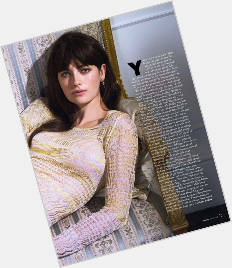 Милли Брэйди сиськи ню