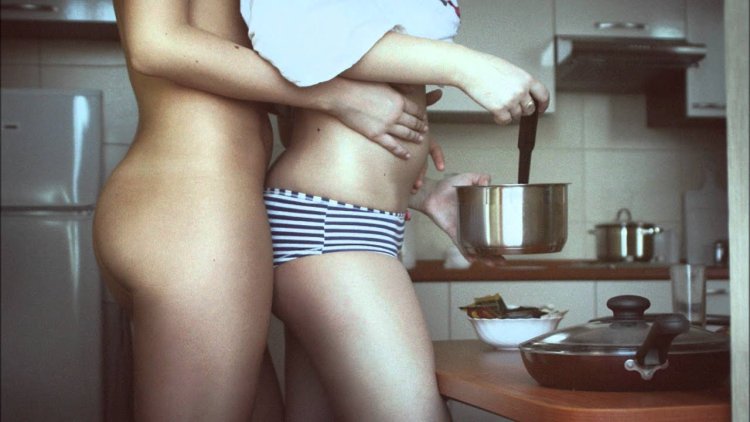 Завтрак в постель с минетом