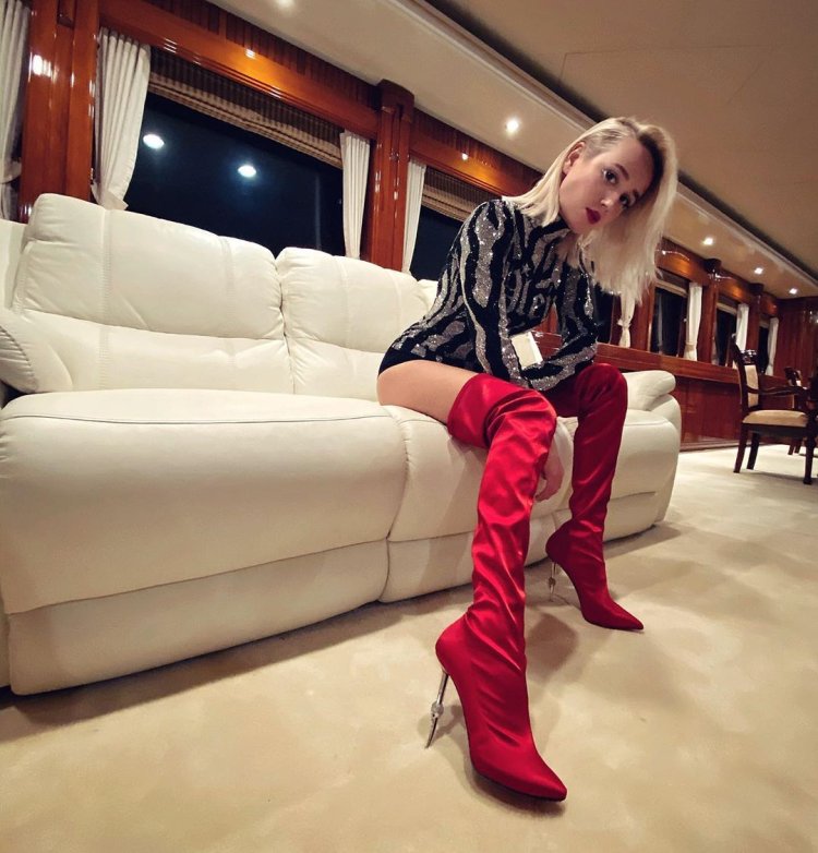 Милена Чижова слив