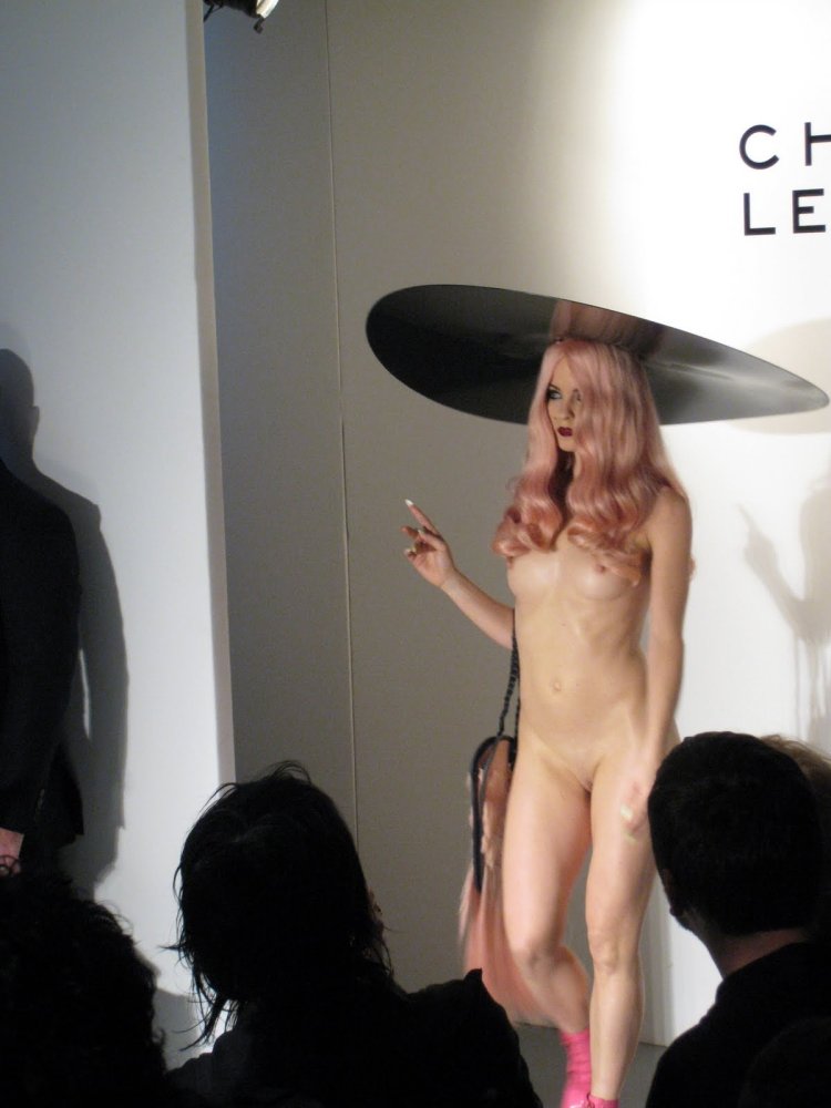 Charlie le Mindu показ 2019 модели