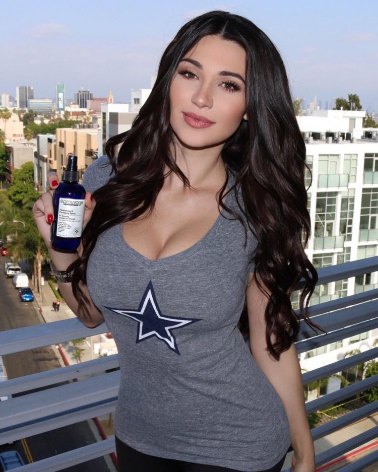 Jenna Jenovich ноги