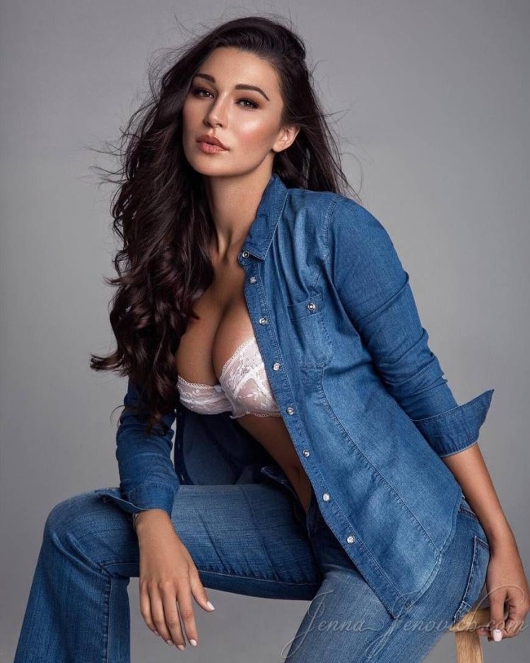 Jenna Jenovich белье