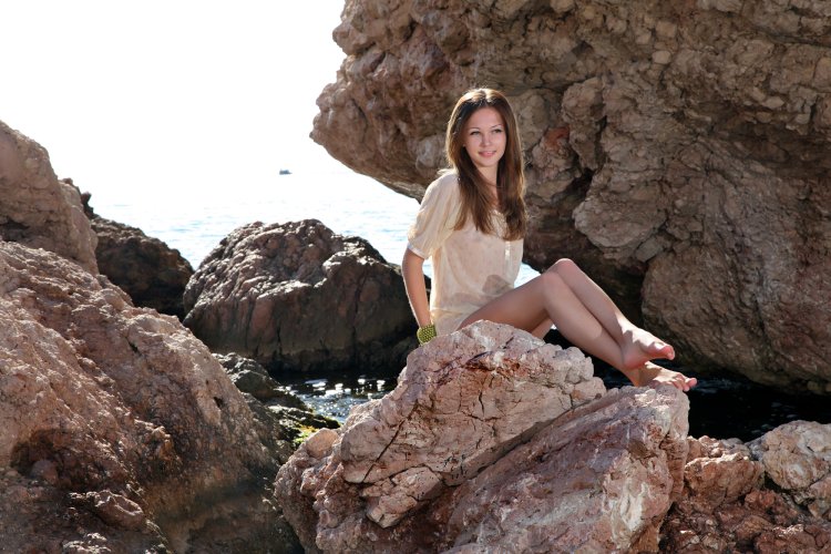 Девушка бумыча