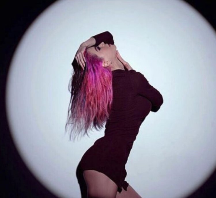 Студентки показывают сиськи не анон