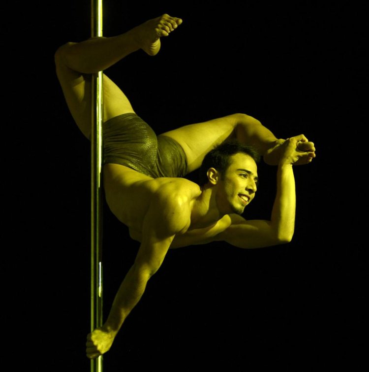 Радуга Марченко на пилоне